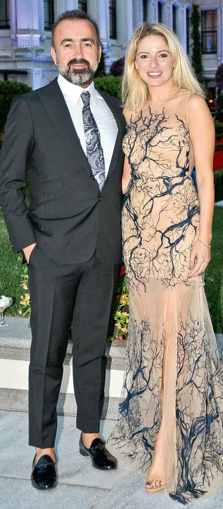 Siyaset ve iş dünyasını buluşturan düğün