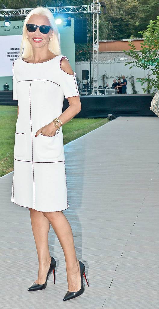 14.İstanbul Bienali davetle başladı