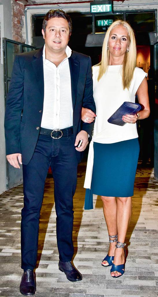 Tacir'in sergisinde bir araya geldiler