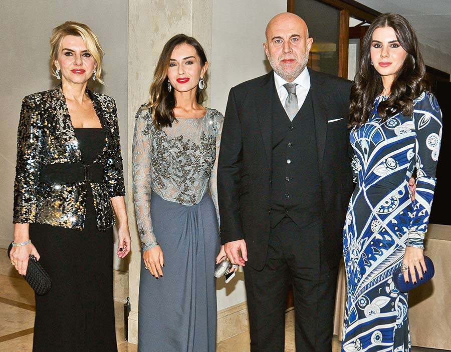 Görkemli düğüne 600 davetli katıldı