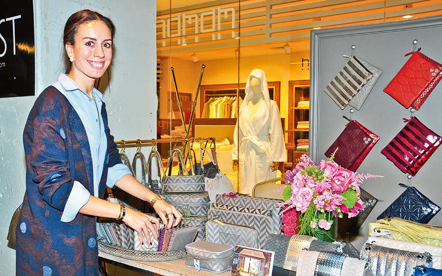 Geleneksel kermeste bir araya geldiler