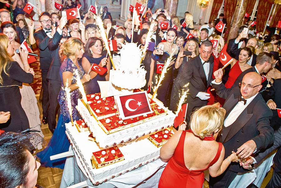 Monte Carlo'da Cumhuriyet kutlaması 