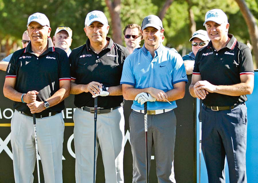 Şampiyon golfçülerle birlikte yarıştılar