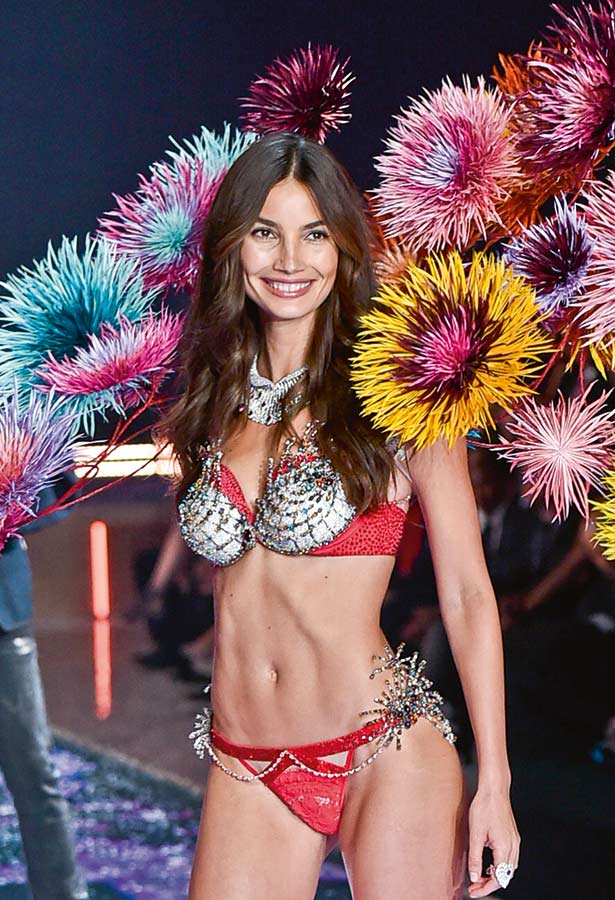 Melekler podyuma indi 