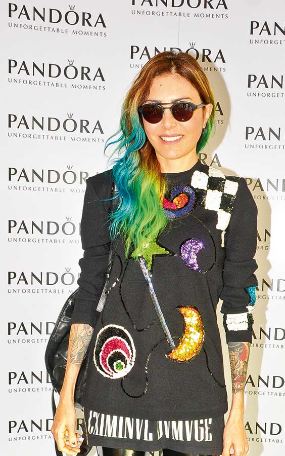 'Kar Taneleri' özel bir davetle tanıtıldı