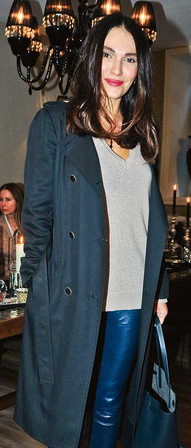 Markasını tanıtmak için davet verdi