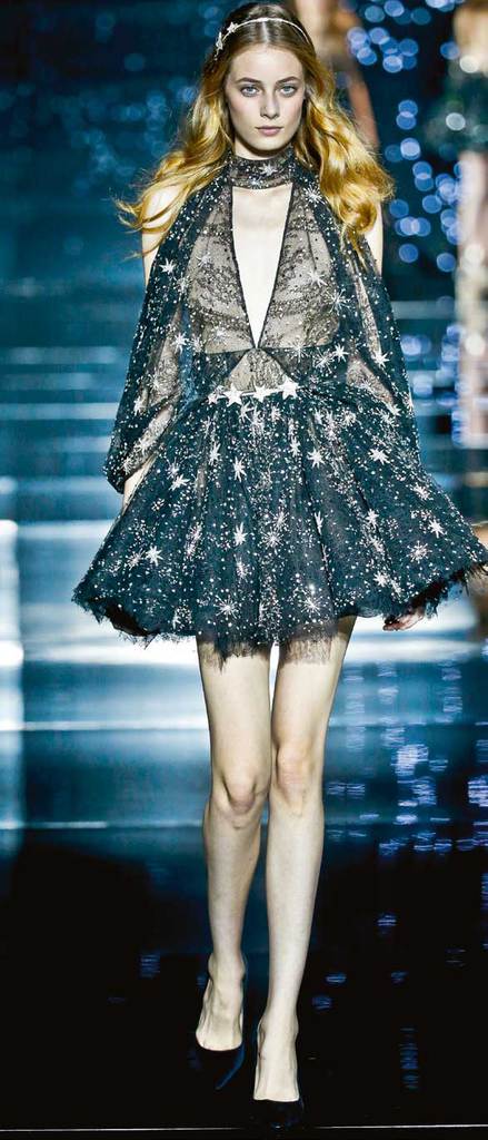 Podyumdan kırmızı halıya