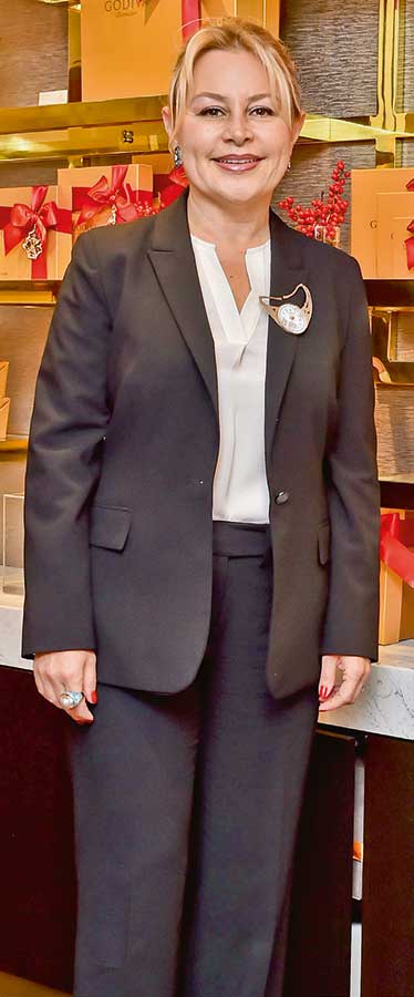 Ünlü şeften özel tanıtım