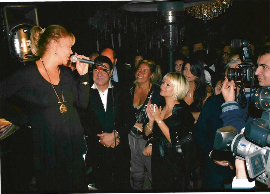 'Türünde ilk ve son olacak bir kitap hazırladık'