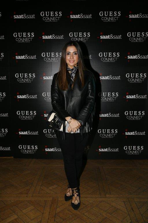 Guess'den akıllı saat  