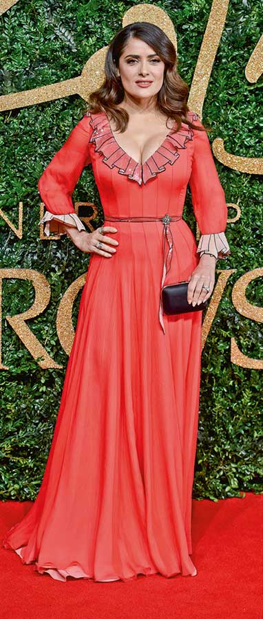 İngiliz moda dünyasının en iyileri ödüllerini aldı