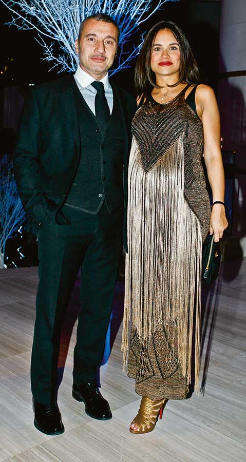 Masal gibi düğüne 500 davetli katıldı