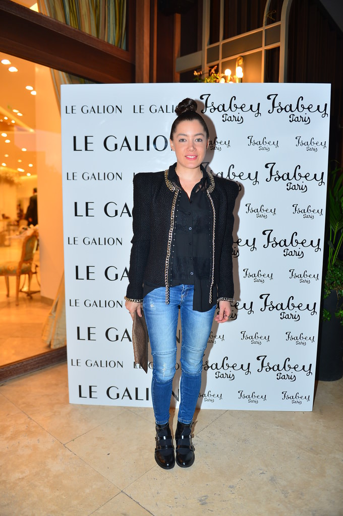 Ünlüler iki yeni parfümle tanıştı