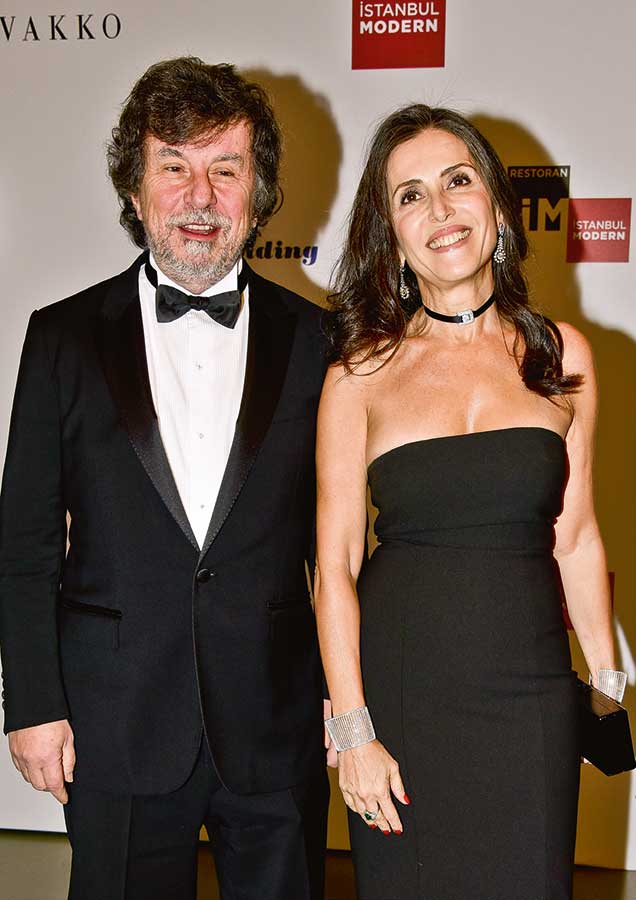 'Gala Modern'de şıklık ve yardım yarışı yaşandı