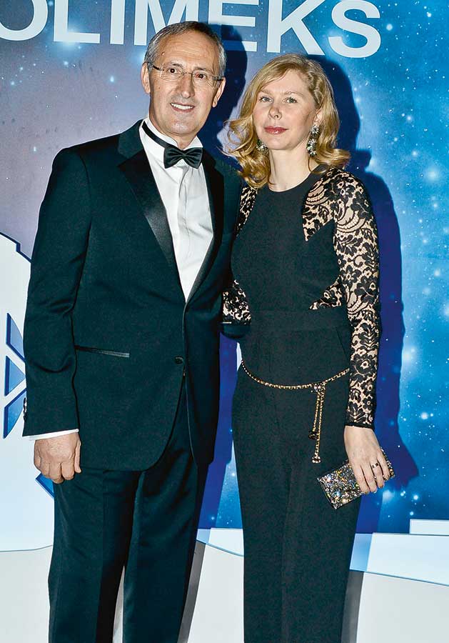 20. yılını muhteşem bir konserle kutladı 