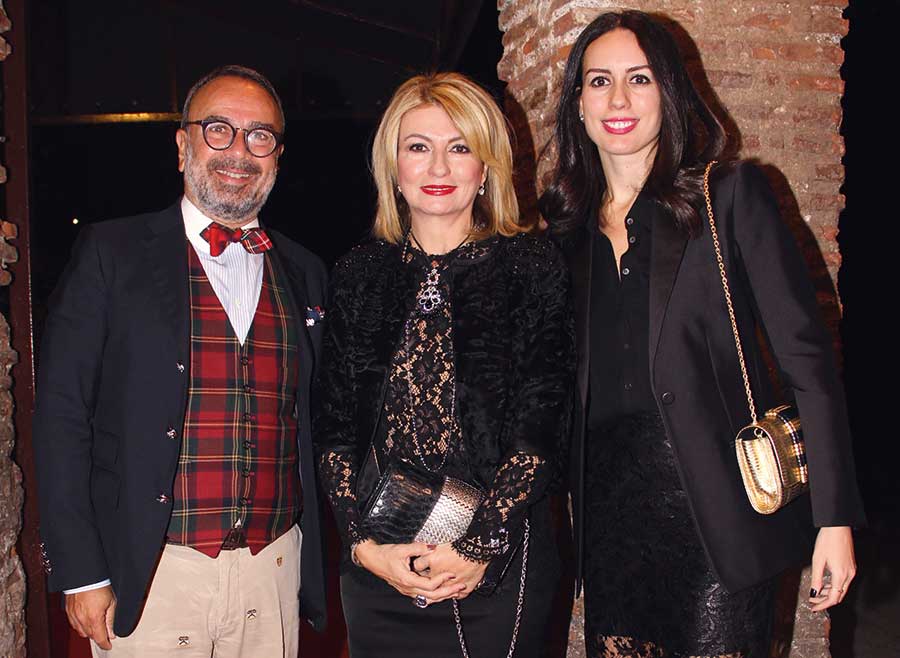 Web sitesi için Esma Sultan'da davet 