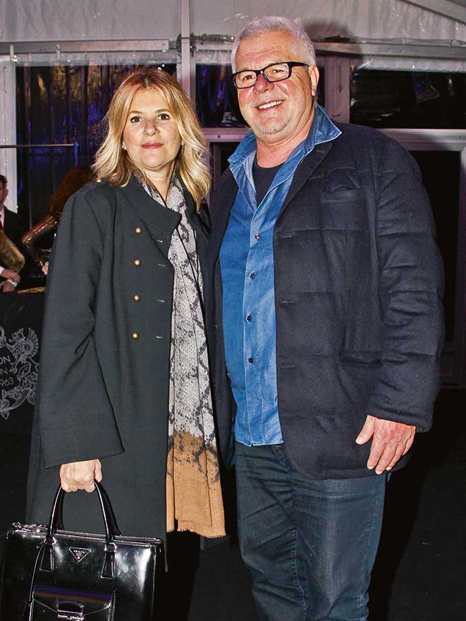 Zeynep Tosun'dan sıra dışı bir koleksiyon 