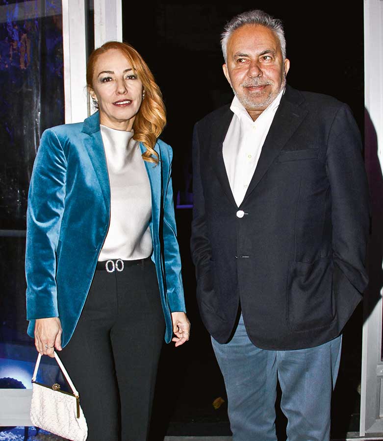 Zeynep Tosun'dan sıra dışı bir koleksiyon 