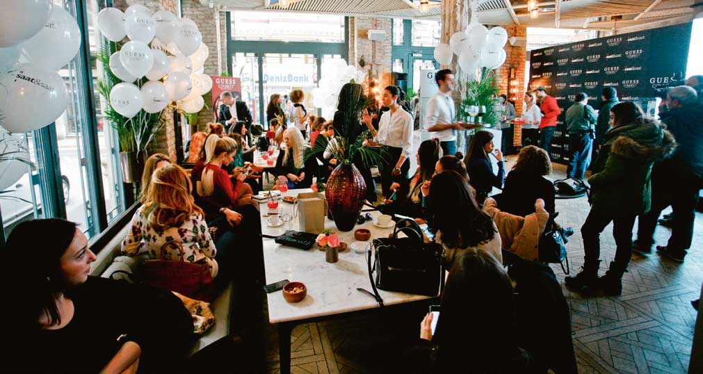 Akıllı saatler için elitlere özel tanıtım