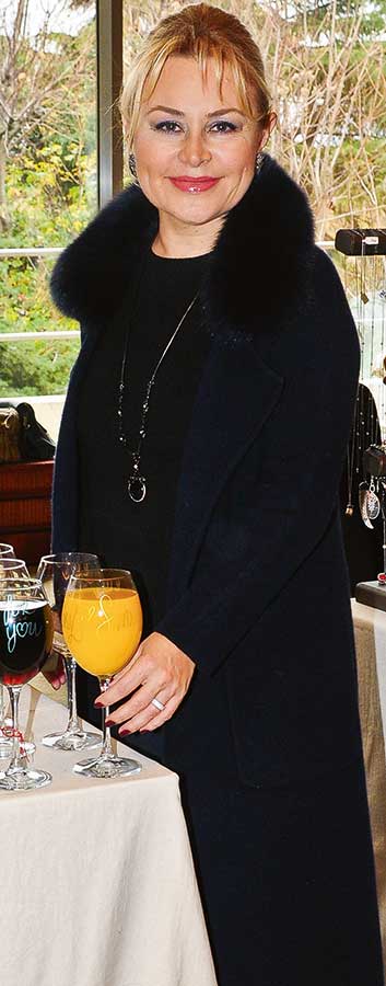 Çocuklar yararına yılbaşı kermesi 