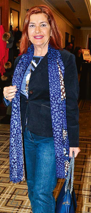 Çocuklar yararına yılbaşı kermesi 