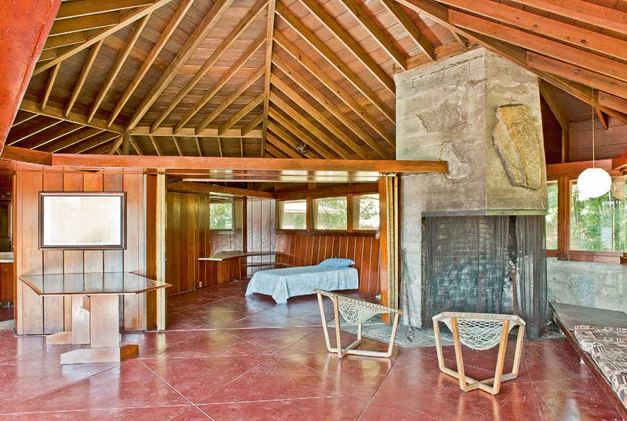 Brad Pitt ve Angelina Jolie'nin aşk adası 