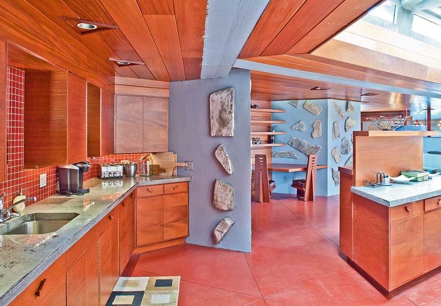 Brad Pitt ve Angelina Jolie'nin aşk adası 