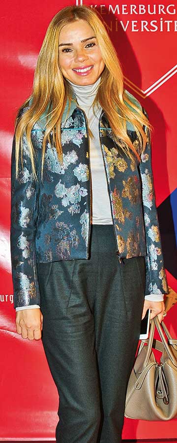 Üniversitede popüler kültürü konuştular