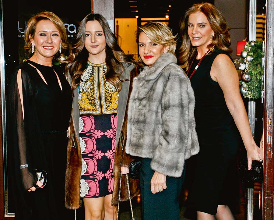 Doğum günlerini birlikte kutladılar