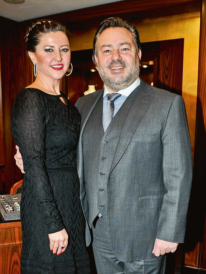 5. yıllarını özel davetle kutladılar