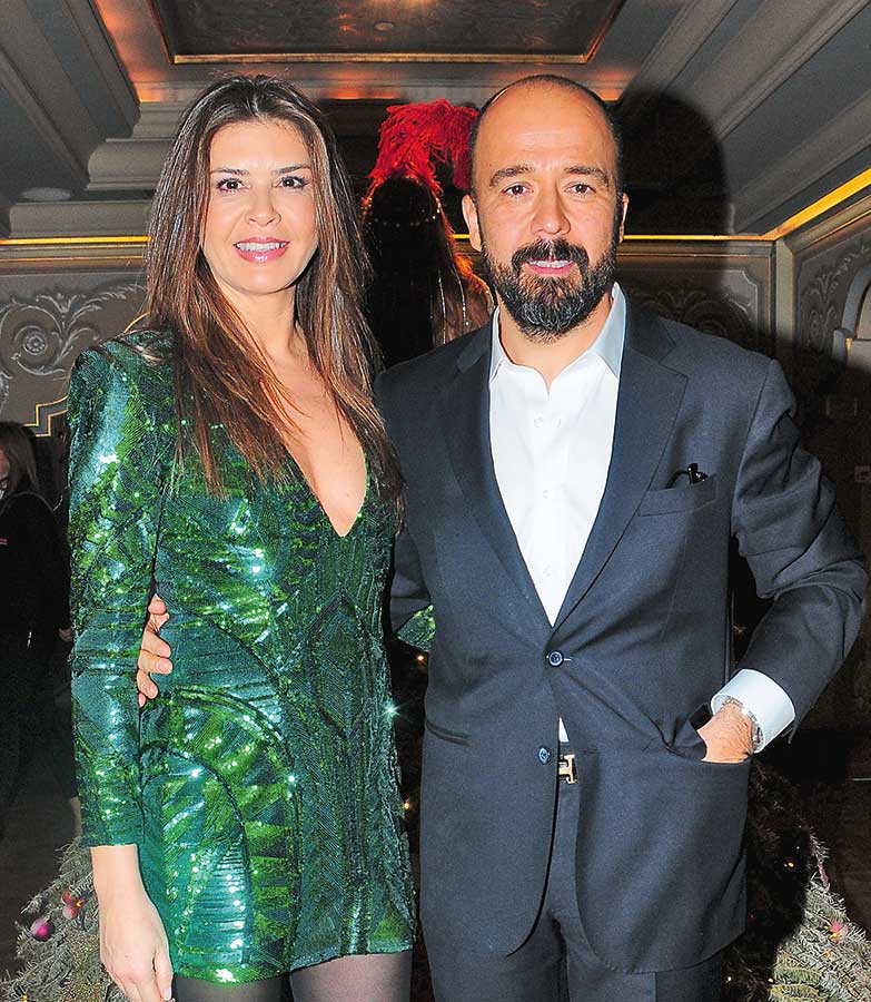 Boğaz'daki partiyle yeni yıla girdiler 