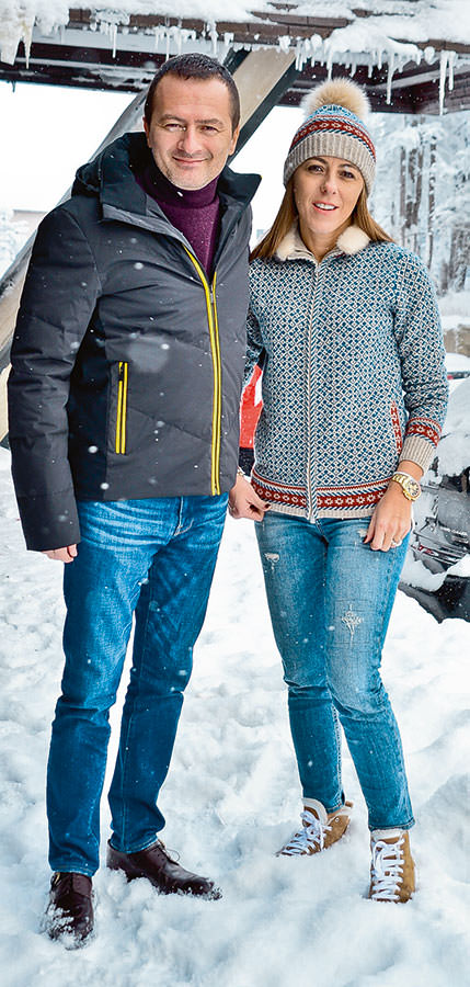 Sürpriz karla Uludağ'da kayak sezonu açıldı 