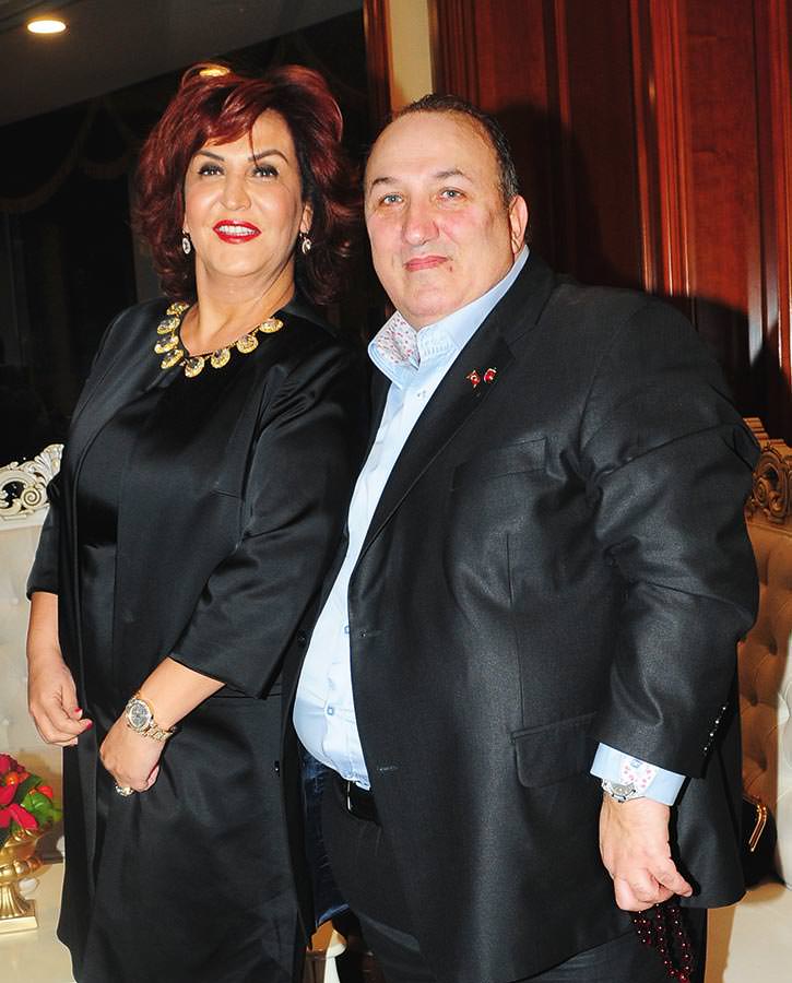 Yeni yılı dostlarıyla kutladılar 