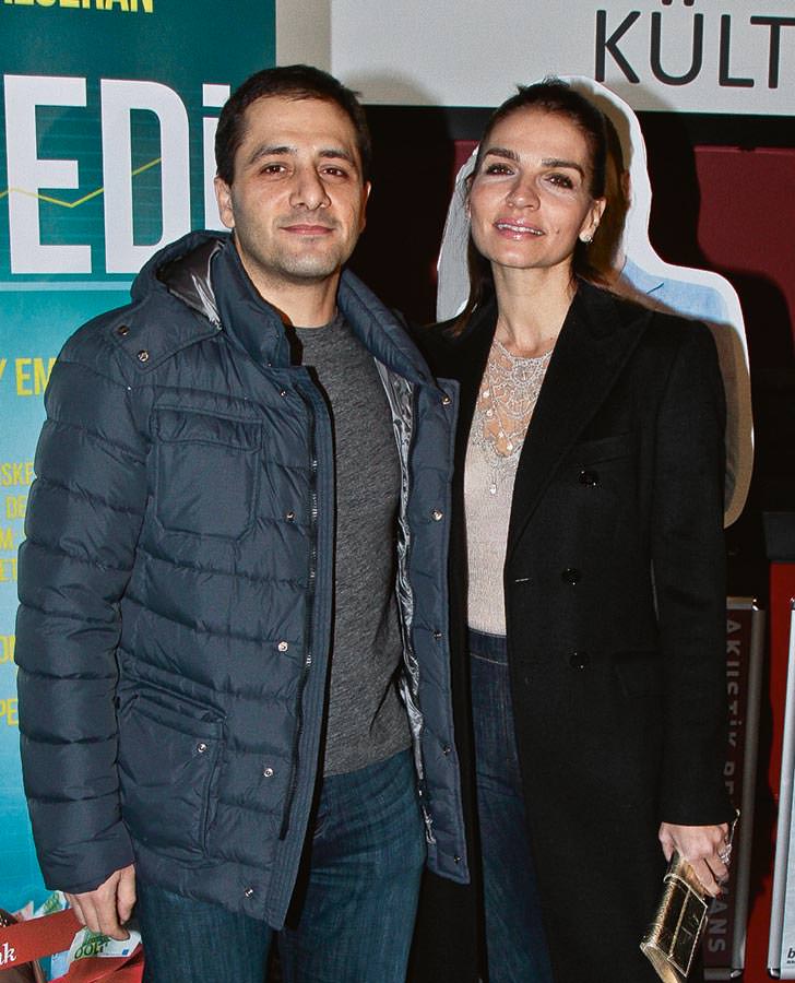 Kredi'yi izlemek için buluştular