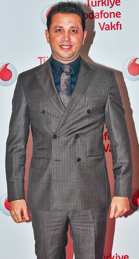 Ünlüler Türkiye Vodafone Vakfı'nın galasında buluştu