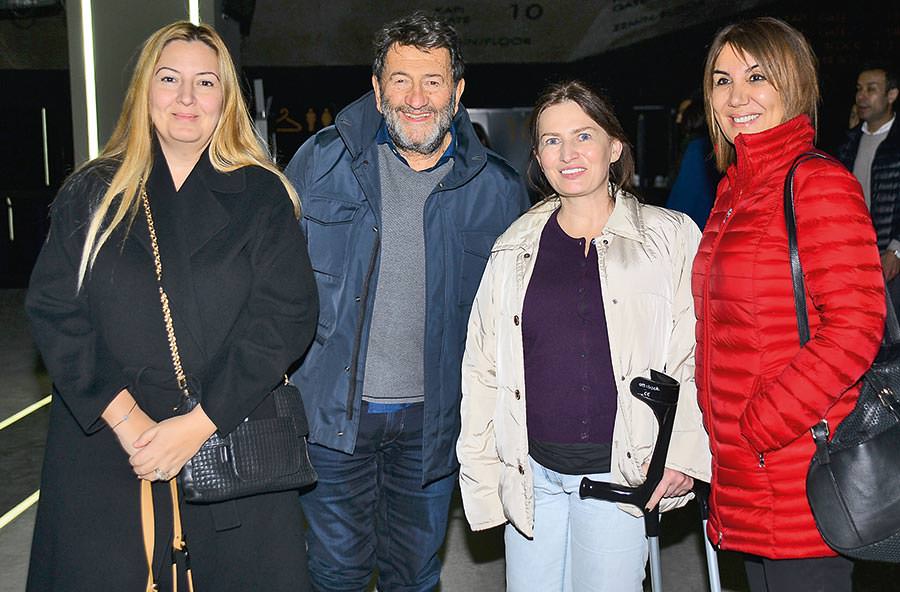 'Minik Serçe' sahnelere veda etti