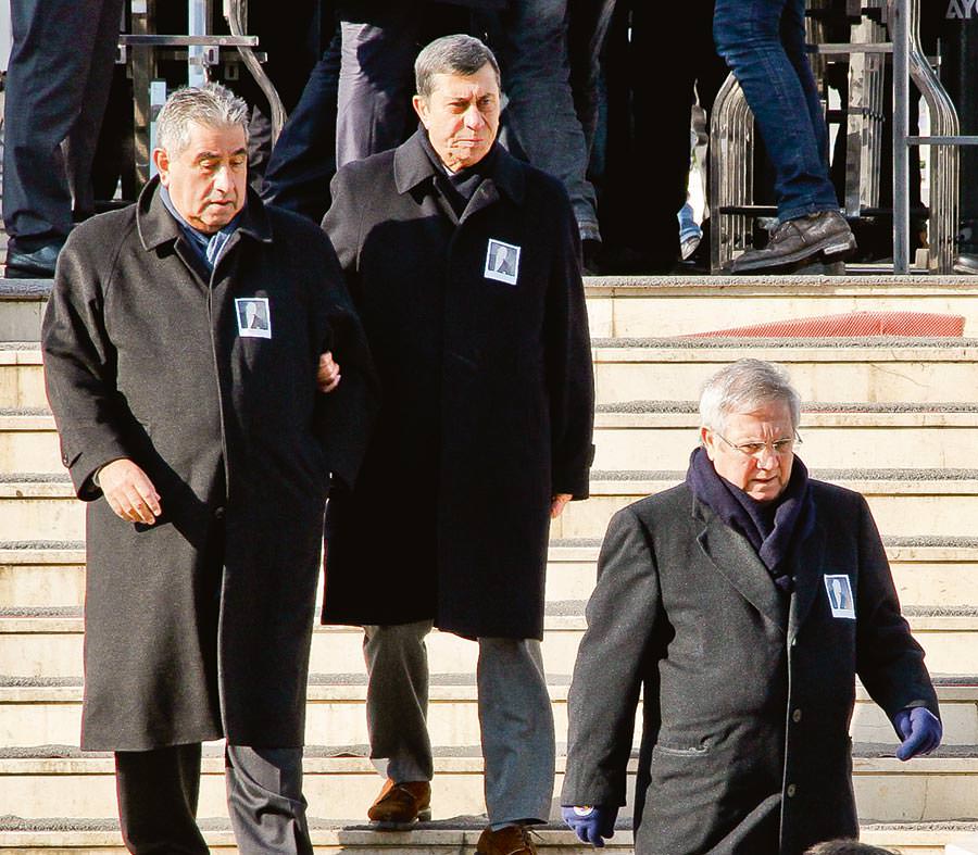 Türkiye 'Koç' gibi evladını uğurladı 