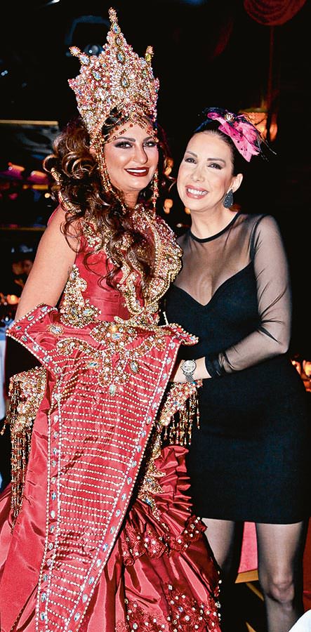 'Sultan Süreyya'ya görkemli kına