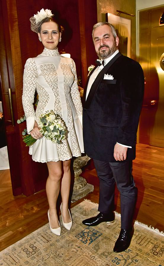 Kral dairesinde 'Evet' dediler