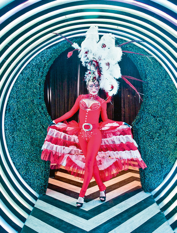 Sirkten farksız gece kulübü 'CircusClub'