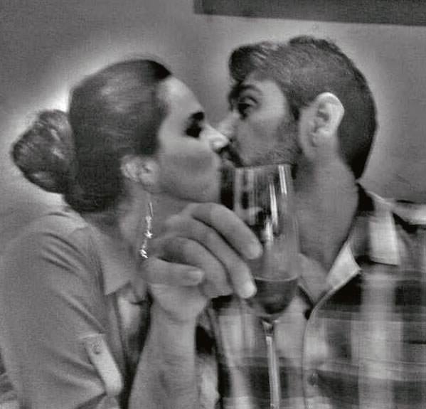 Yıllanmış evliliklerin ilk aşk halleri