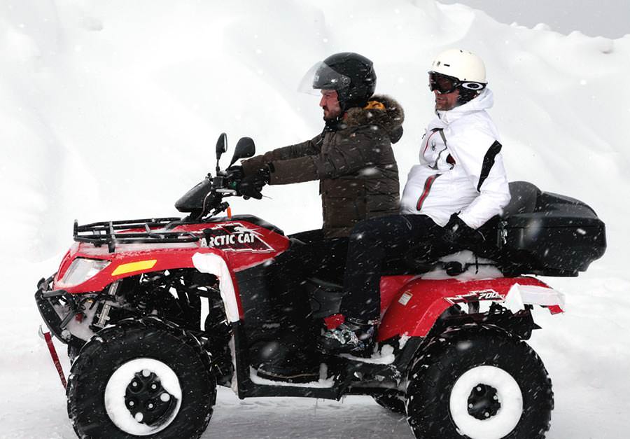 Kartalkaya'da karın tadını çıkarttılar