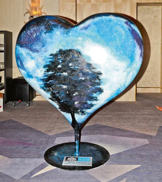 Ünlülerin kalpleri görücüye çıktı