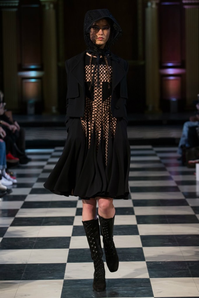 Bora Aksu 2016-17 Sonbahar/Kış, Londra