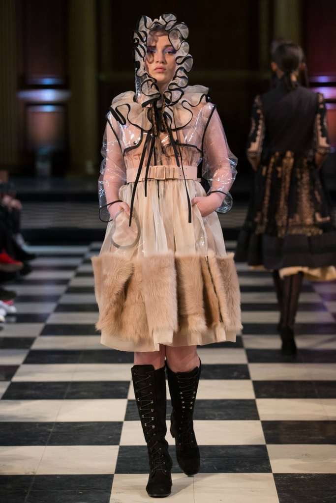 Bora Aksu 2016-17 Sonbahar/Kış, Londra