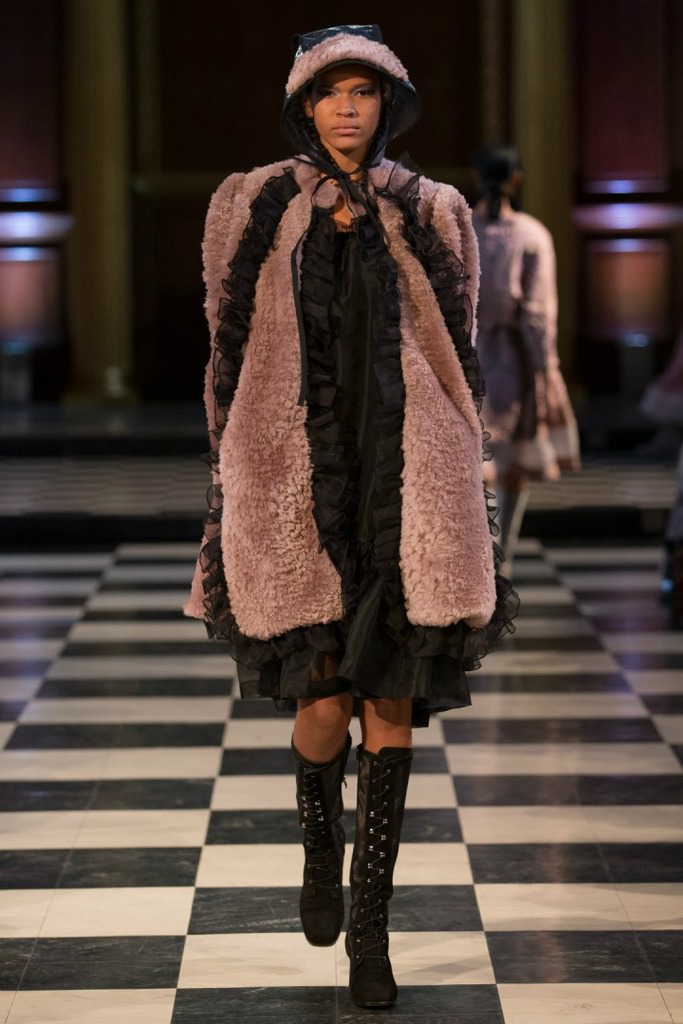 Bora Aksu 2016-17 Sonbahar/Kış, Londra