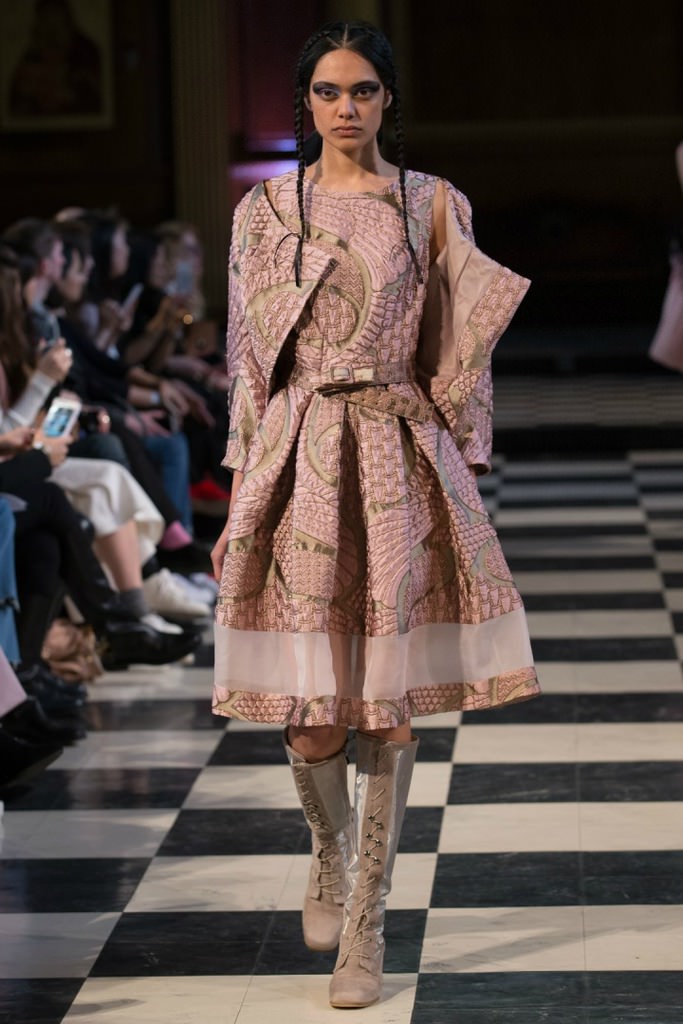 Bora Aksu 2016-17 Sonbahar/Kış, Londra