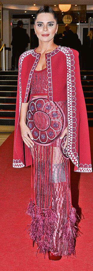 Ünlüler çocuklar için söyledi 