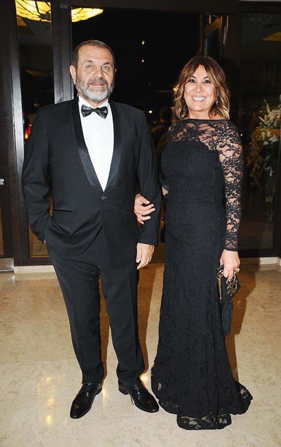 15. yıldönümüne düğün gibi kutlama