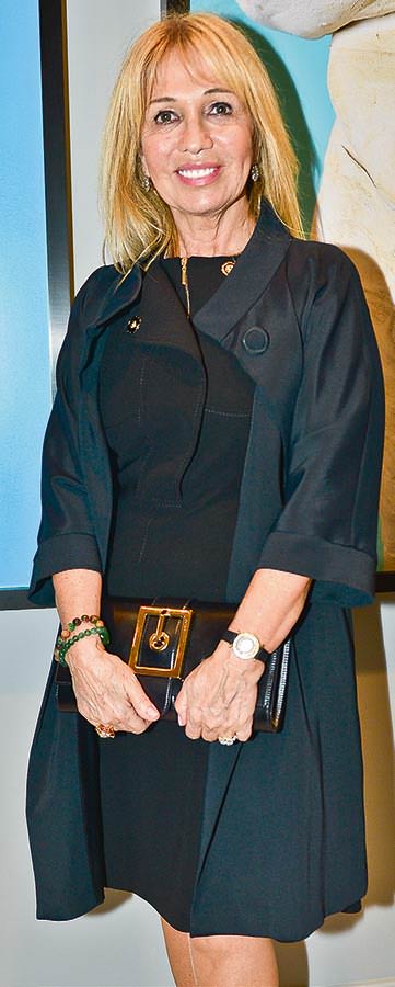 Pera'dan iki sergi birden